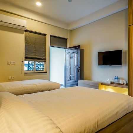 Roomy Crossroads Hotel, Peshawar Luaran gambar