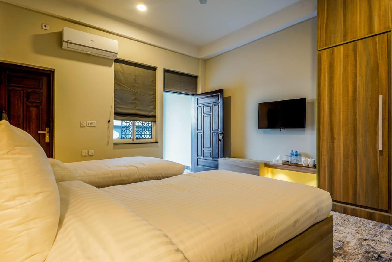 Roomy Crossroads Hotel, Peshawar Luaran gambar