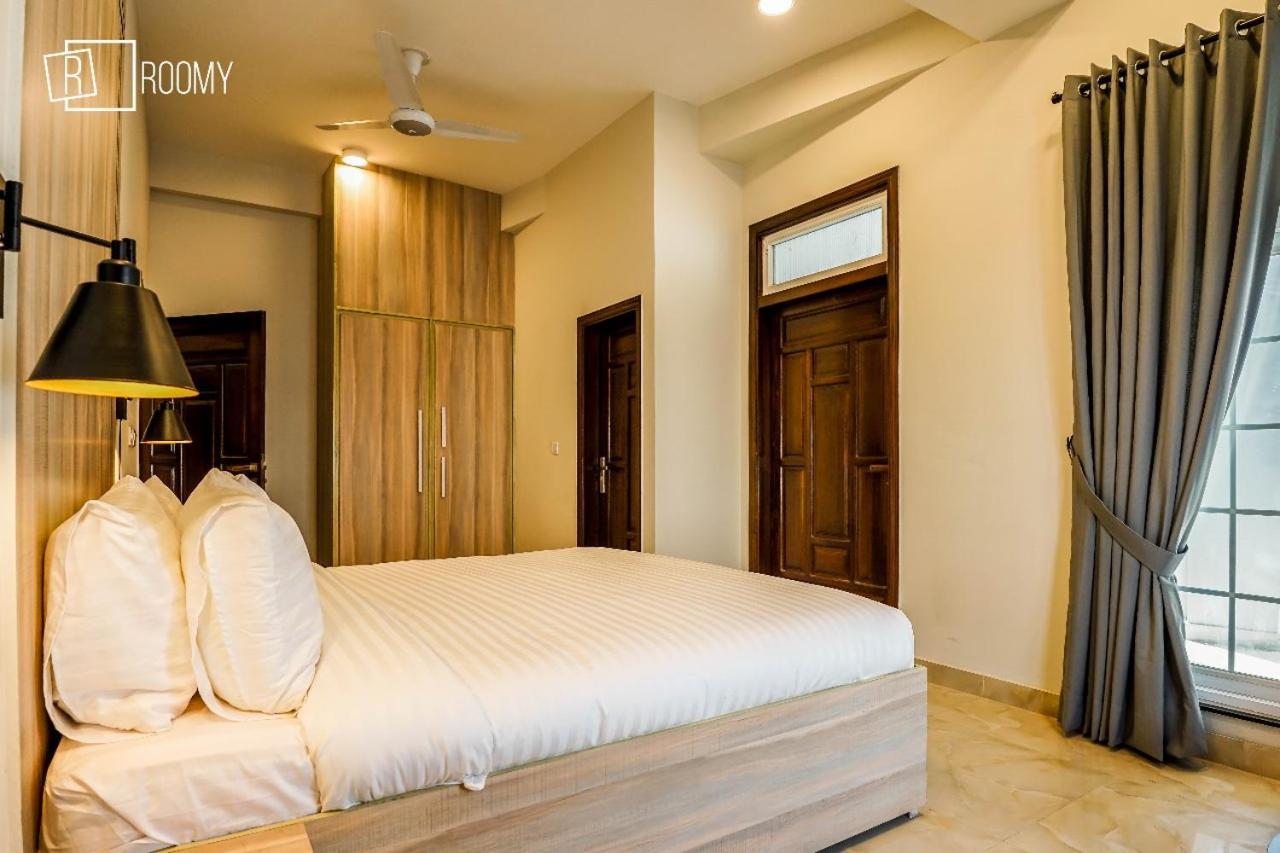 Roomy Crossroads Hotel, Peshawar Luaran gambar