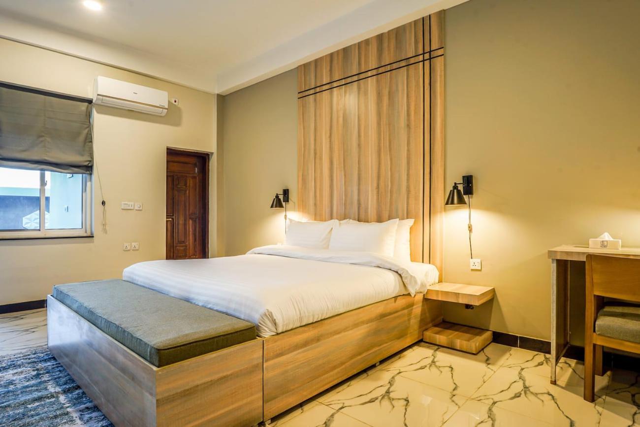 Roomy Crossroads Hotel, Peshawar Luaran gambar