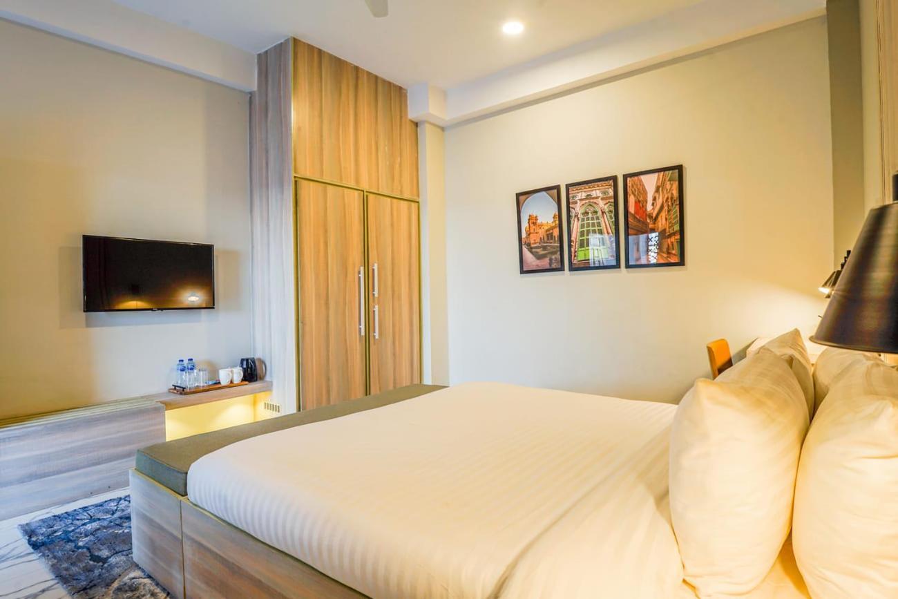 Roomy Crossroads Hotel, Peshawar Luaran gambar